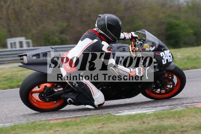 Archiv-2022/13 25.04.2022 Plüss Moto Sport ADR/Freies Fahren/345